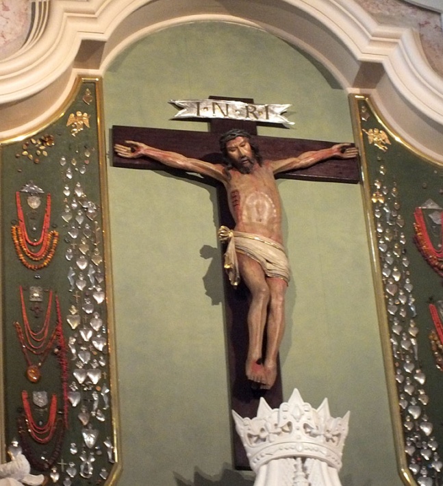 krucyfiks Chrystusa Trybunalskiego - obecnie znajduje się w katedrze lubelskiej, niegdyś wisiał na ścianie sądowej w Trybunale Lubelskim