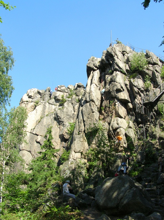 Góry Sokole - turnia na szczycie Sokolika