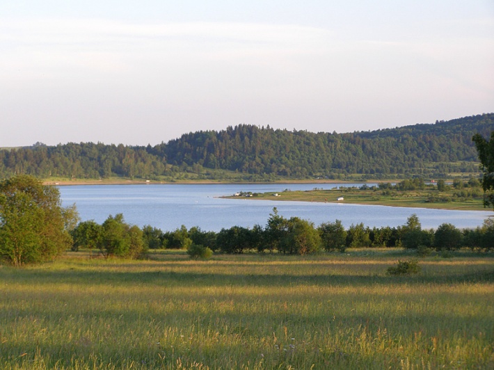 Jezioro Bukowskie - zatoki na zalewie