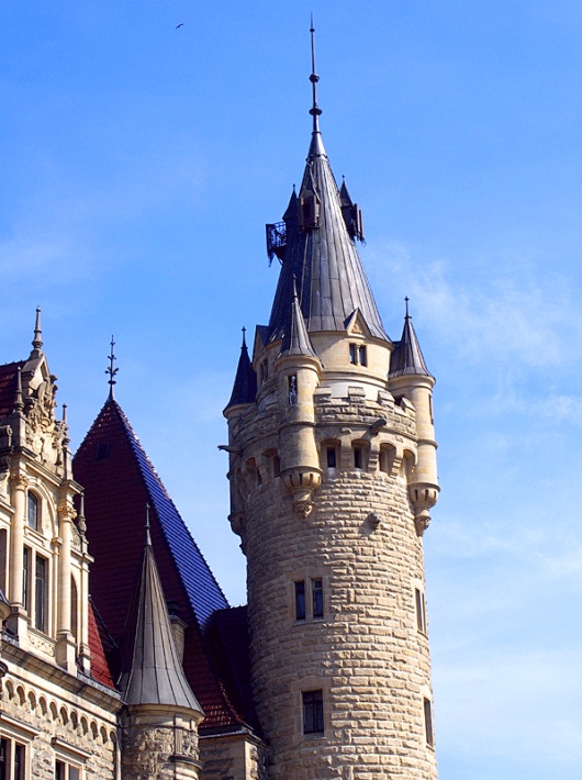 Pałac w Mosznej - najwyższa wieża pałacu