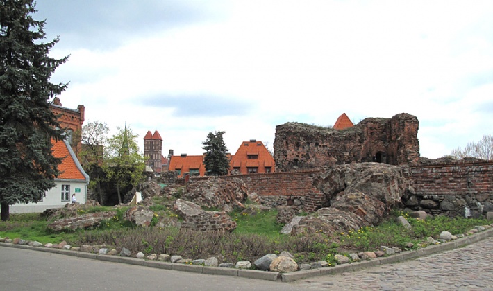 ruiny zamku krzyżackiego