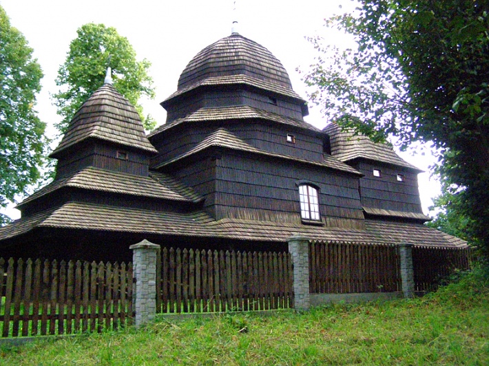 drewniana cerkiew w Równi