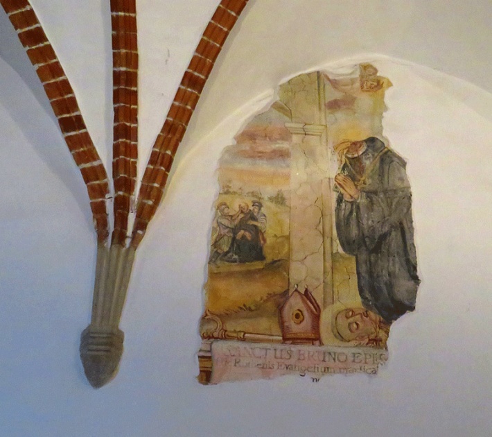 Opactwo Święty Krzyż - fragment średniowiecznej polichromii w krużgankach klasztornych