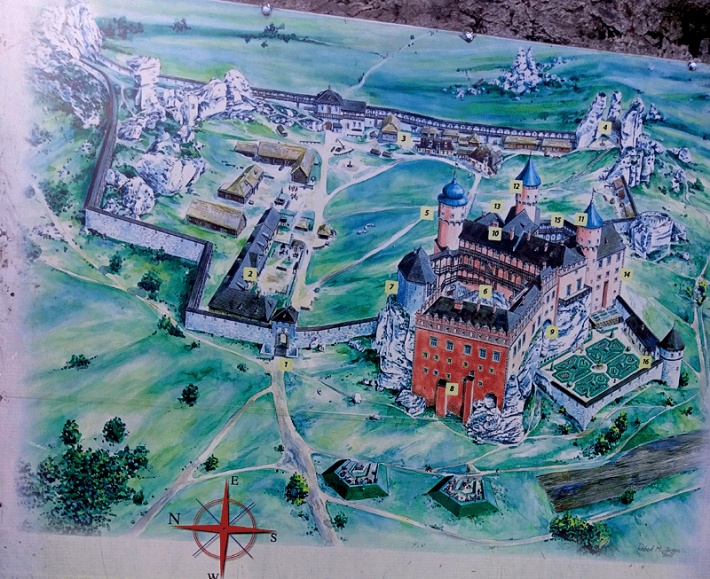 Ruiny zamku Ogrodzieniec - plan zamku