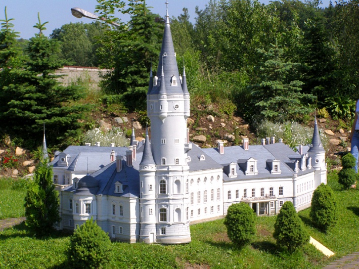 Park Miniatur Kowary - pałac w Bożkowie