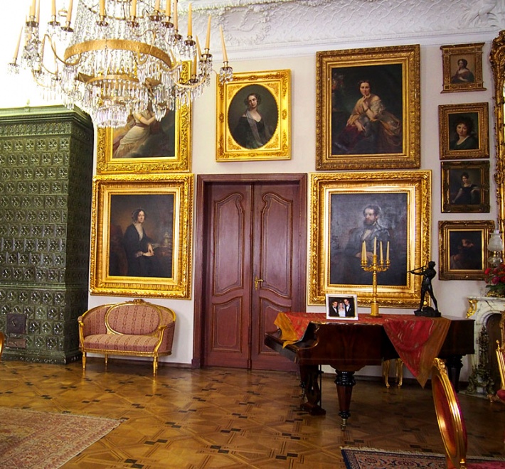 Pałac Zamoyskich w Kozłówce - salon biały