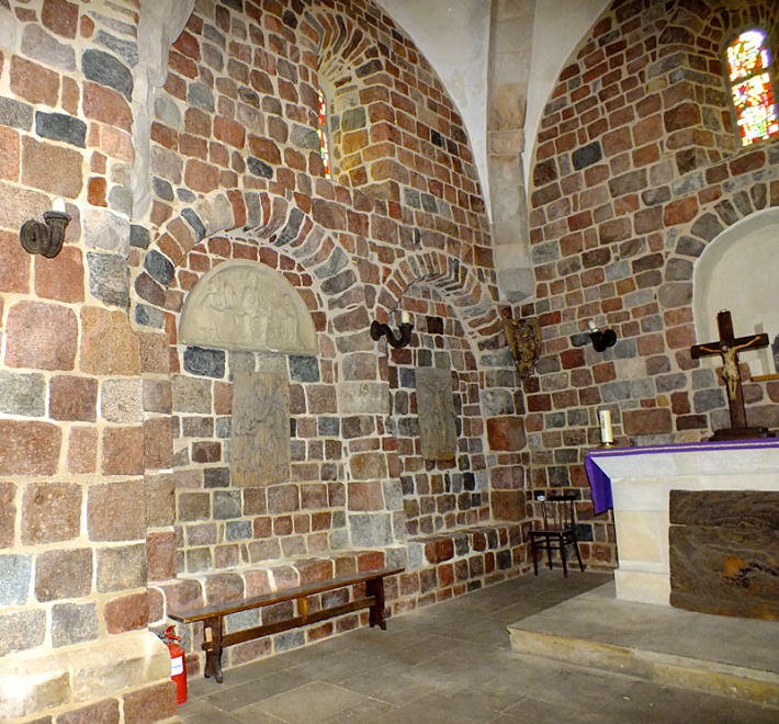 Strzelno - rotunda św. Prokopa, północna ściana prezbiterium