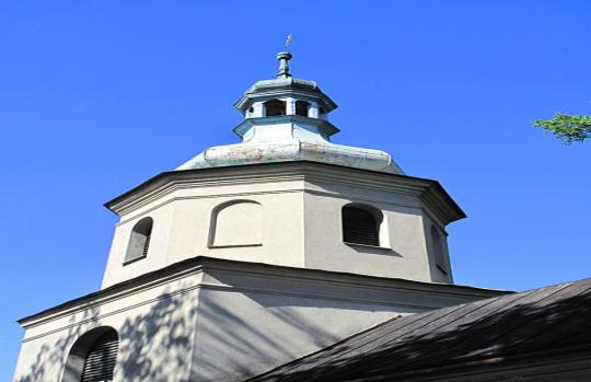sanktuarium św. Anny - dodatkowa kruchta z balkonikiem