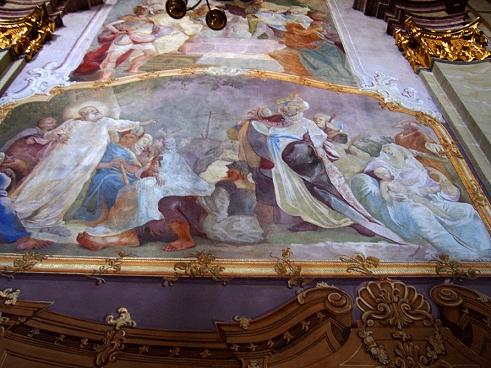 Głogówek - kościół św. Bartłomieja, obrazy w prezbiterium przedstawiające życie św. Bartłomieja