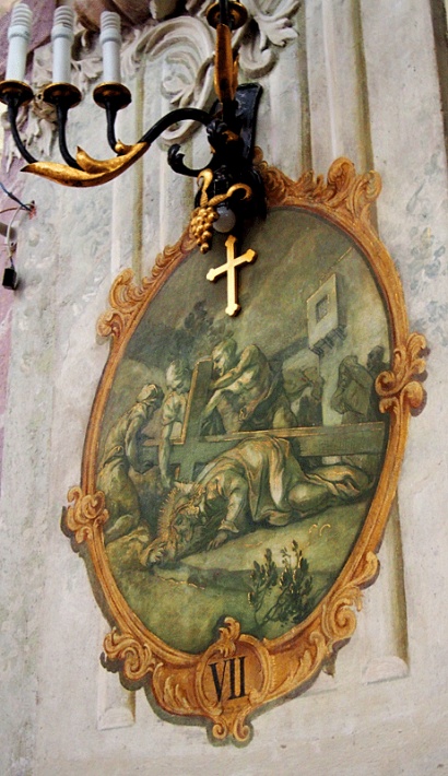 Głogówek - kościół św. Bartłomieja, polichromowana Droga Krzyżowa