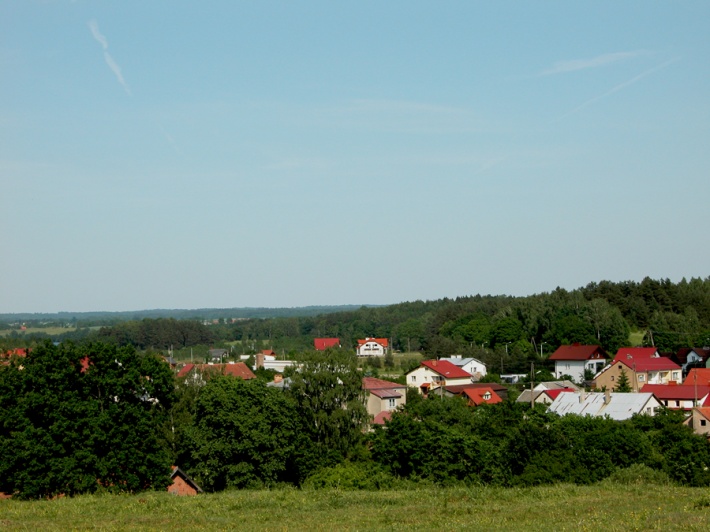 Widok na Kruklanki z jednego z licznych wzgórz okalających tą malowniczą miejscowość