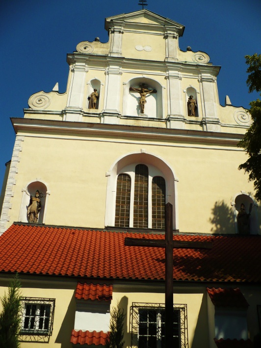 Barokowy kościół pobernardyński-Sanktuarium Matki Boskiej Świeckiej