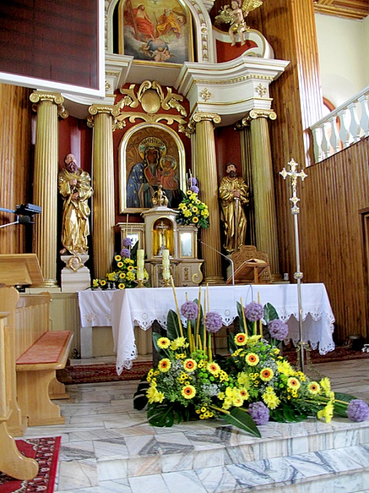 kościół św. Mikołaja w Zakrzówku - prezbiterium