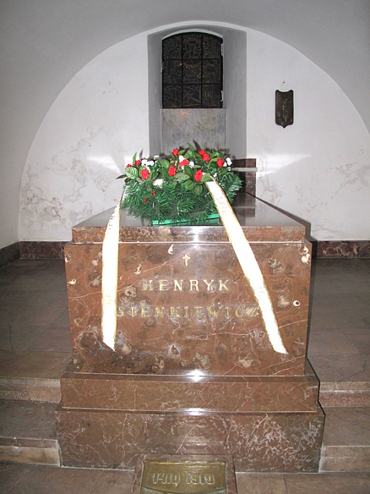krypty św. Jana - krypta Henryka Sienkiewicza