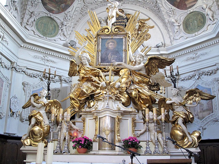 kościół św. Antoniego z Padwy - ołtarz główny, awers z cudownym obrazem św. Antoniego