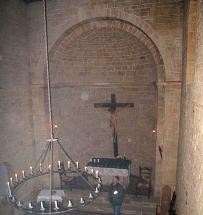 Inowłódz - romański kościół św. Idziego - widok z empory na wnętrze kościoła
