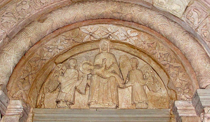 archikolegiata w Tumie - tympanon romańskiego portalu północnego