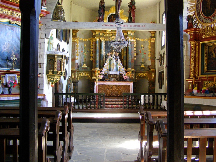 skansen w Sanoku - wnętrze kościoła rzymskokatolickiego z Bączala Dolnego z 1667 roku
