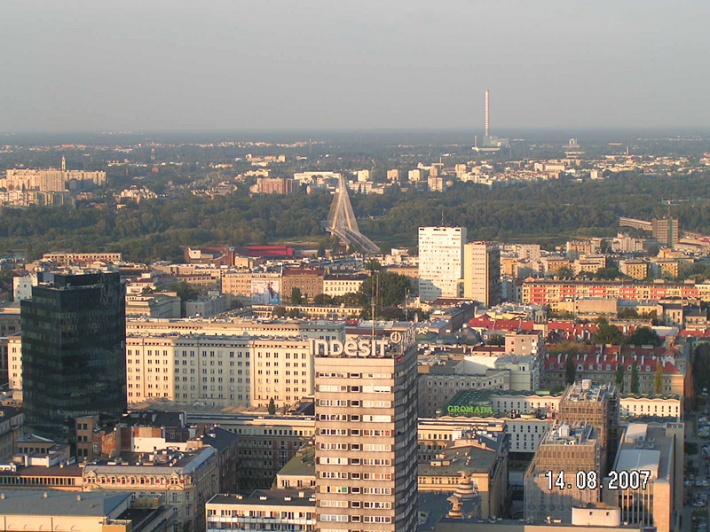 widok na most Świętokrzyski i prawobrzeżną Warszawę