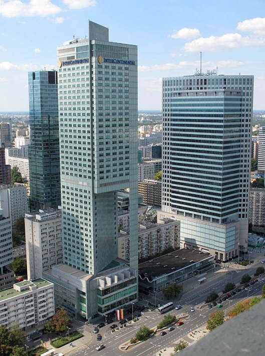 wieżowce w centrum stolicy