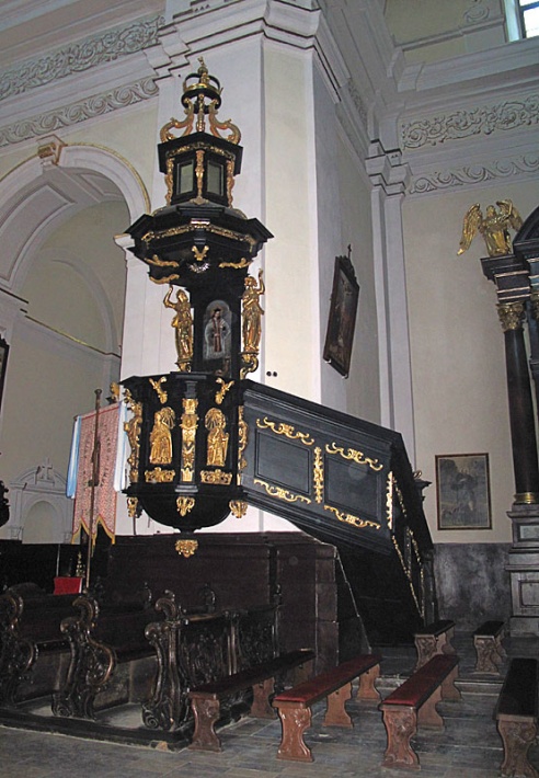 kościół Świętej Trójcy w Koniecpolu - barokowa ambona