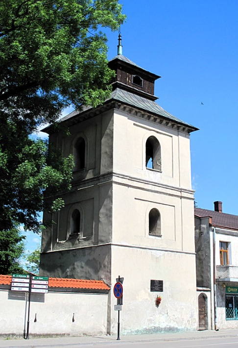 kościół Świętej Trójcy w Koniecpolu - wieża dzwonna