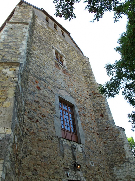 Wojciechów - wieża ariańska, elewacja północna