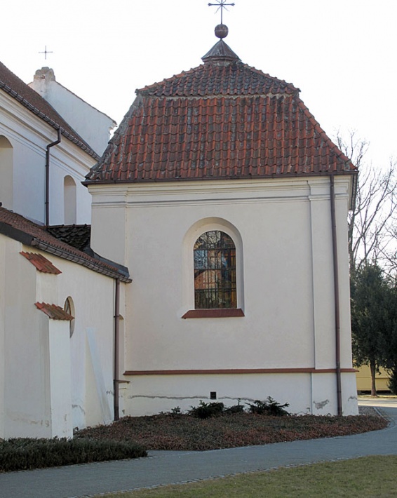 Błonie, kościół Świętej Trójcy - kaplica Ukrzyżowania Pańskiego