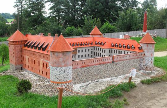 Strysza Buda - miniatura zamku krzyżackiego w Bytowie