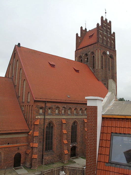 Sanktuarium św. Jakuba w Lęborku - widok od północnego wschodu