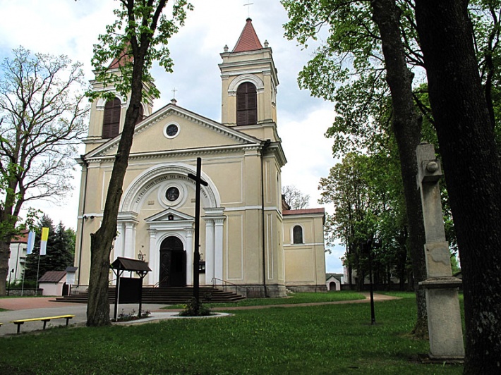 kościół Niepokalanego Poczęcia NMP w Józefowie Biłgorajskim