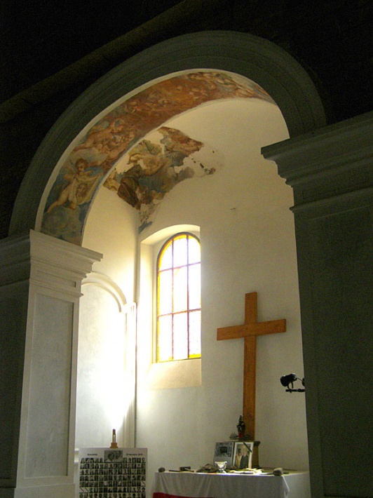 Głogów, kolegiata Wniebowzięcia NMP - fragment fresków w kaplicy św. Sebastiana