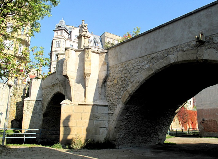 Kamienny, gotycki most św. Jana w Kłodzku