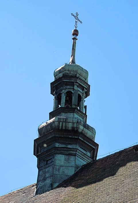 Sanktuarium Matki Bożej Mirowskiej w Pińczowie - wieżyczka sygnaturki