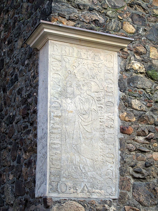 kościół Wniebowzięcia NMP w Szprotawie - płyta nagrobna Bartłomieja z Wierzbna z 1316 roku
