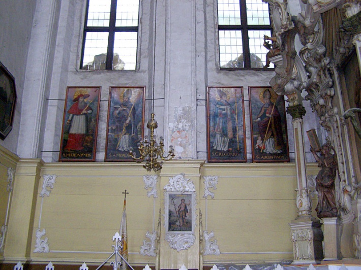 Katedra świętych Janów w Toruniu - obrazy przedstawiające Ojców Kościoła w kaplicy św. Józefa