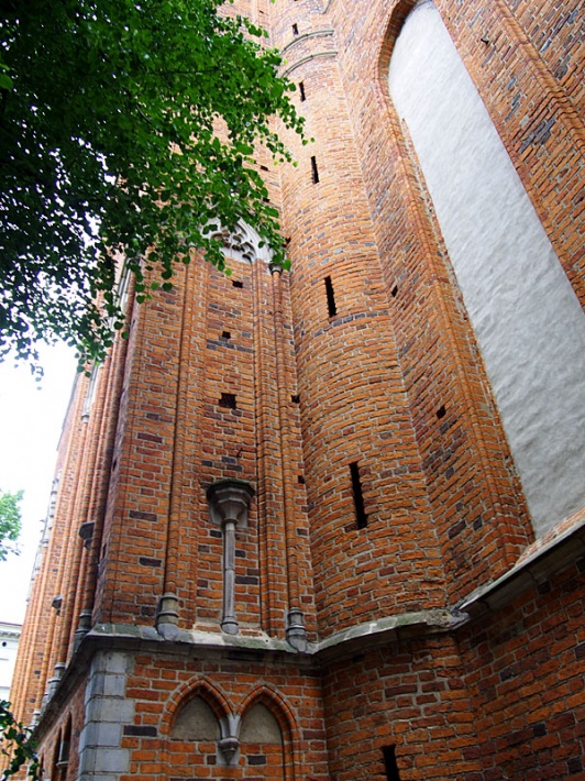 Katedra świętych Janów w Toruniu - północno-zachodni narożnik wieży