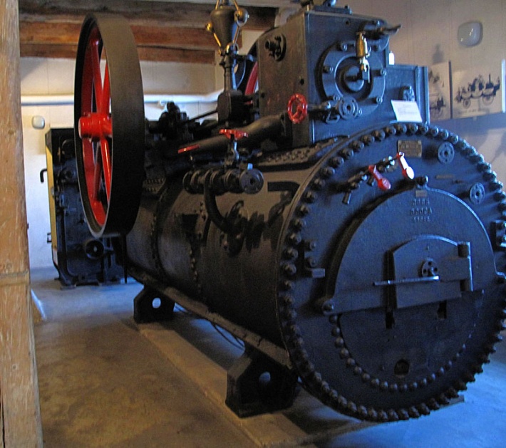 Muzeum Historii Przemysłu - maszyna parowa