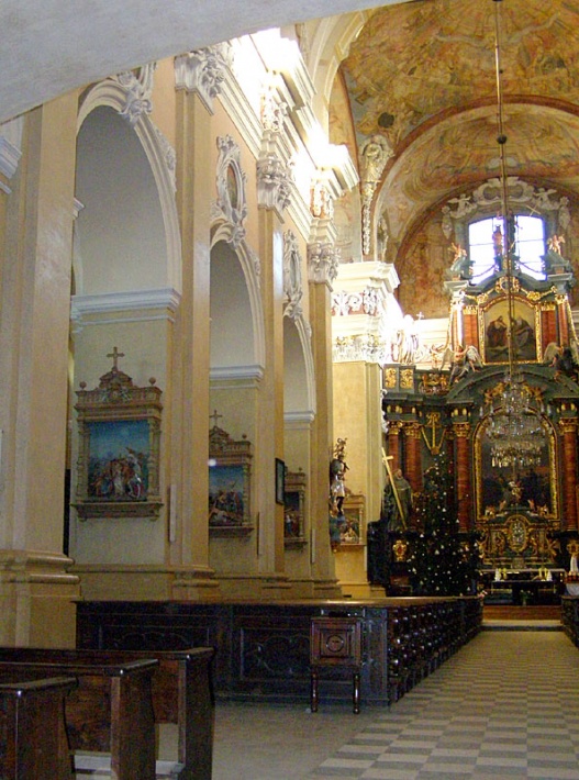 Przemęt - kościół NMP i św. Jana Chrzciciela, wnętrze, filary północne