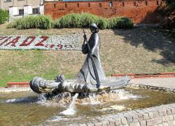 Grudziądz - Park Miast w pobliżu fontanny flisaka