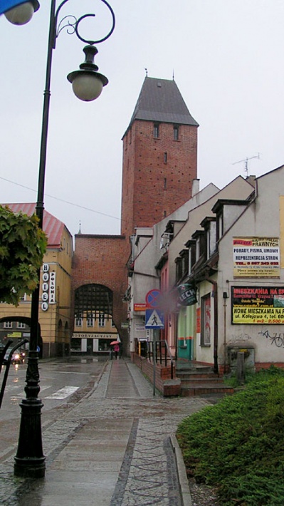 Namysłów - Wieża Kreczmarska i Brama Krakowska