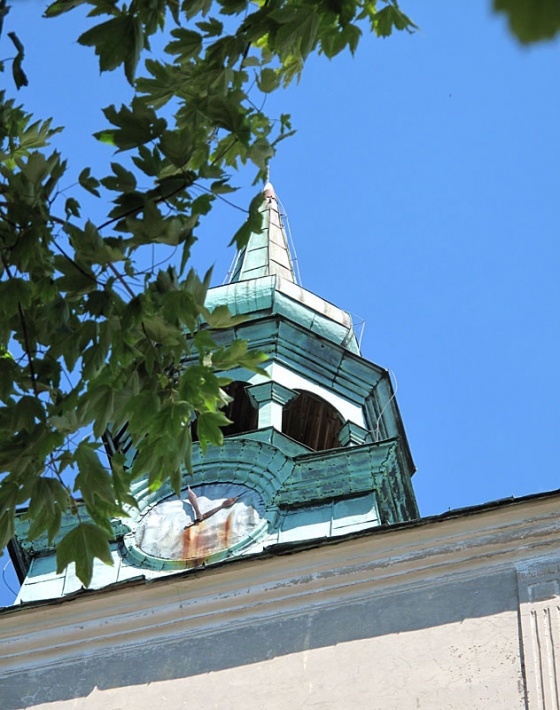 kościół św. Marcina w Lelowie - hełm wieńczący wieżę