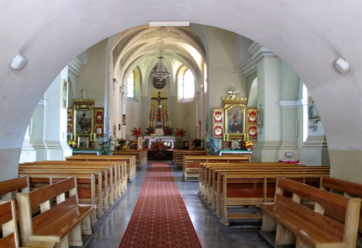 kościół św. Marcina w Lelowie - wnętrze świątyni
