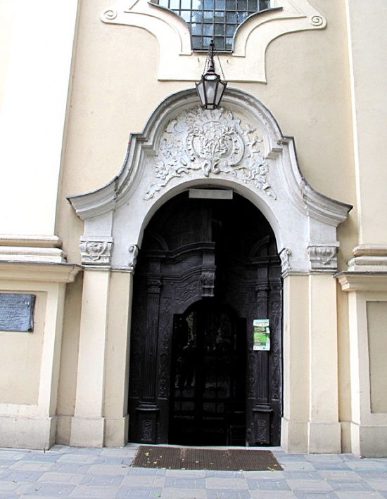 kościół poreformacki w Kaliszu - portal główny