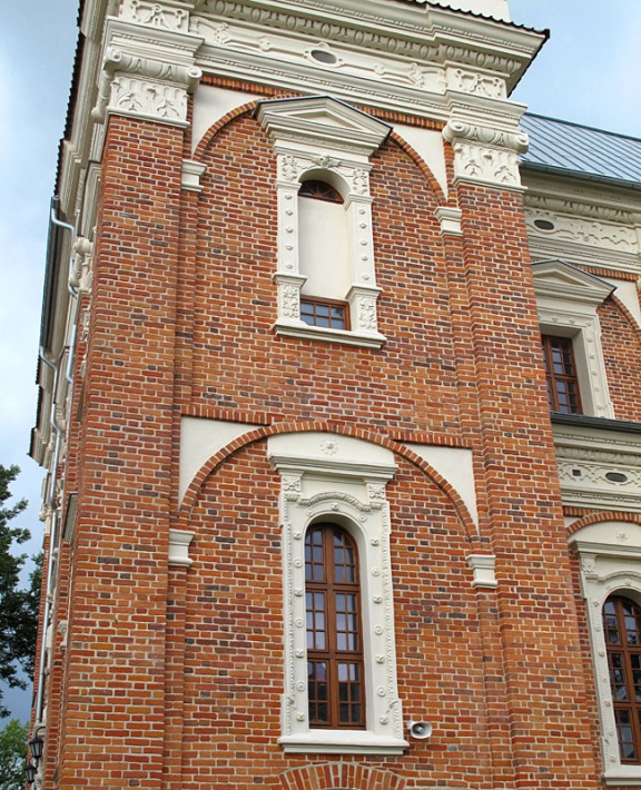 Gołąb - kościół parafialny, wieża południowa