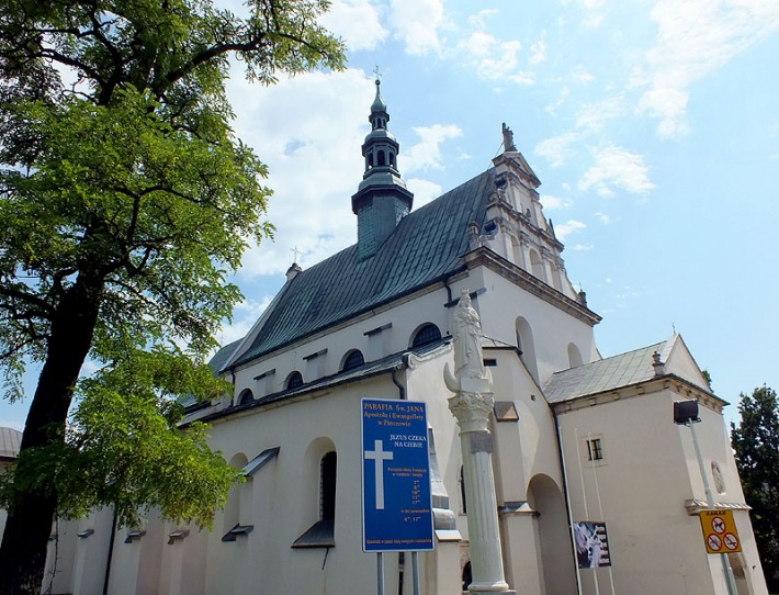Kościół św. Jana w Pińczowie - elewacja północno-zachodnia