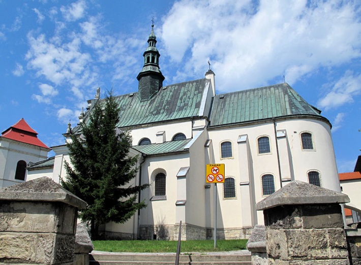 Kościół św. Jana w Pińczowie - elewacja południowa