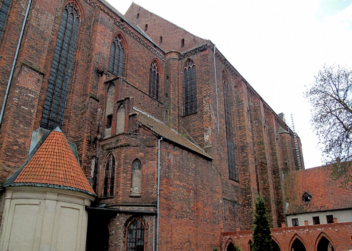 Kościół Marii Panny w Toruniu - elewacja północna