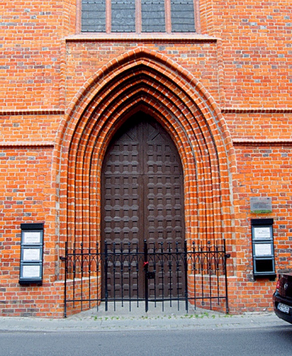 Kościół Marii Panny w Toruniu - portal zachodni