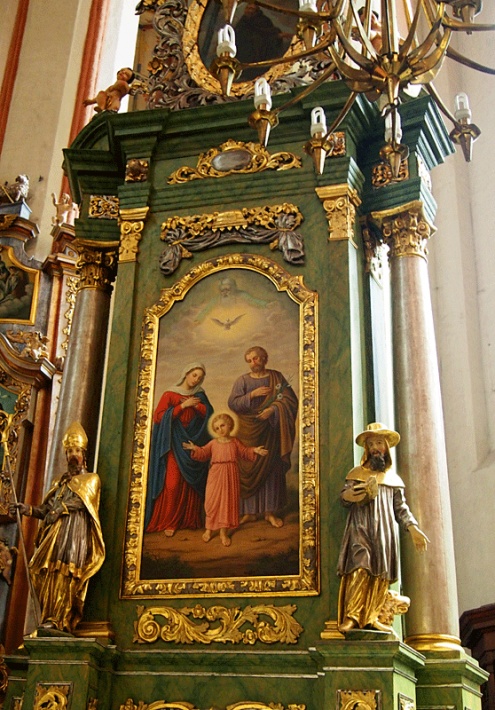 Kościół Marii Panny w Toruniu - ołtarz boczny z obrazem Świętej Rodziny